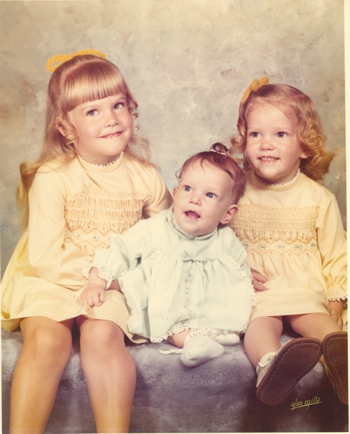 Shirleen,_Kate,_and_Janet-1974.jpg 1971 Kate Shirleen Janet Three Sisters